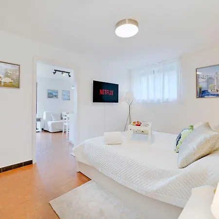 Sunflowers, Monte Bre & Wifi, Free Parking Лугано