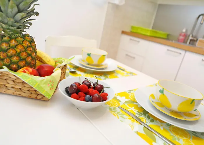 Apartamento Sunflowers, Monte Bre & Wifi, Free Parking Lugano