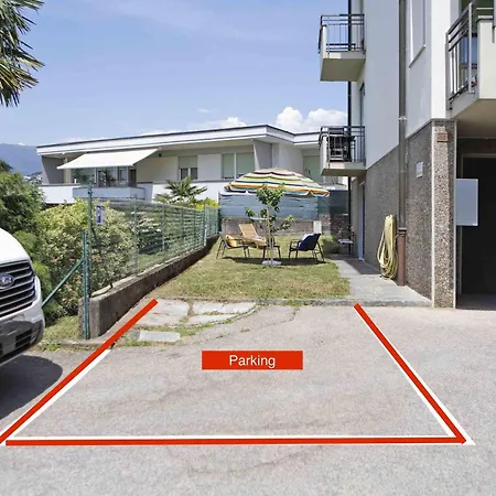 アパート Sunflowers, Monte Bre & Wifi, Free Parking *